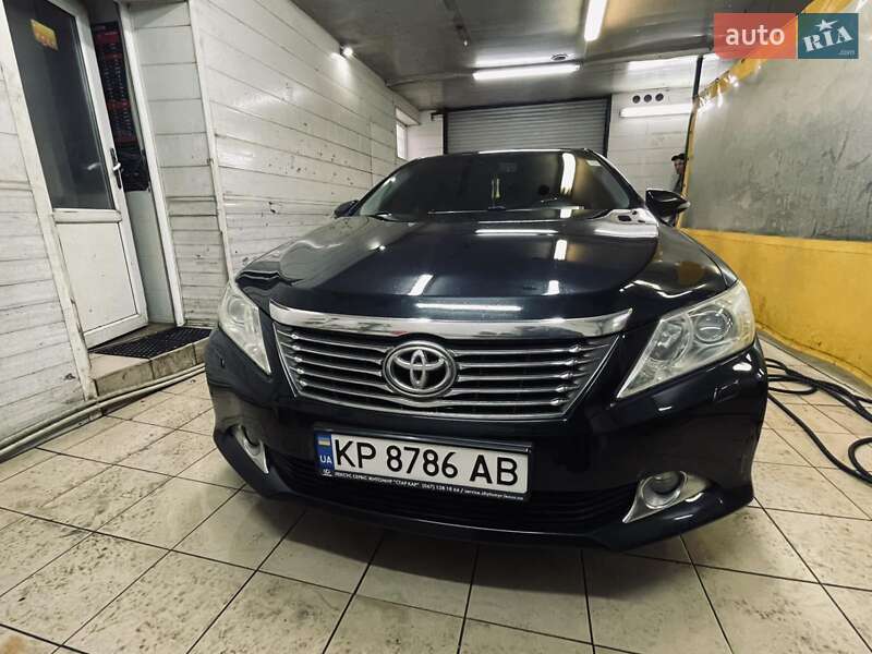 Toyota Camry 2012