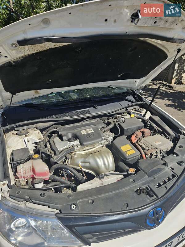 Седан Toyota Camry 2013 в Києві