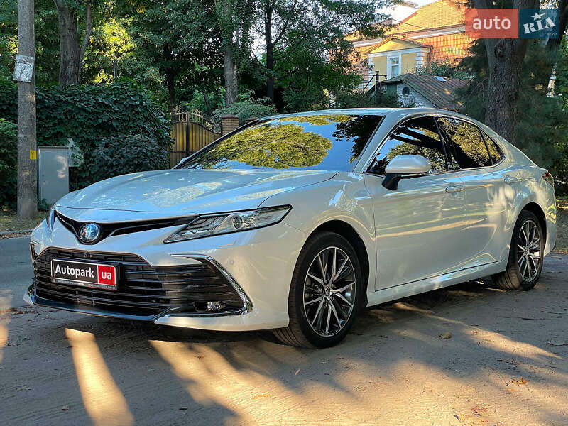 Toyota Camry 2022