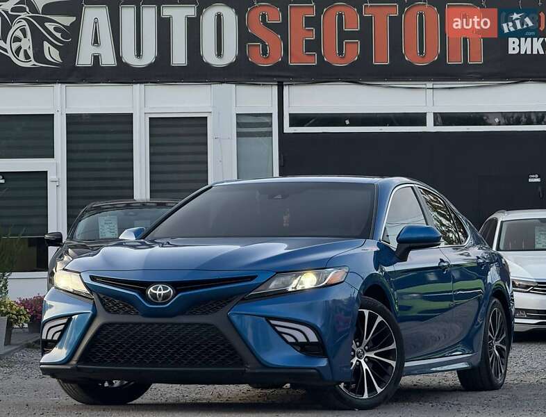 Toyota Camry 2017