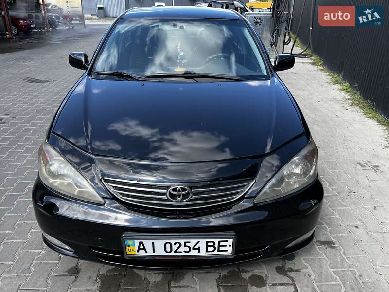 Седан Toyota Camry 2004 в Василькові