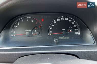 Седан Toyota Camry 2004 в  фото 23 Седан Toyota Camry 2004 в