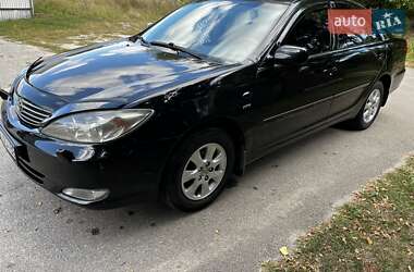 Седан Toyota Camry 2004 в  фото 35 Седан Toyota Camry 2004 в