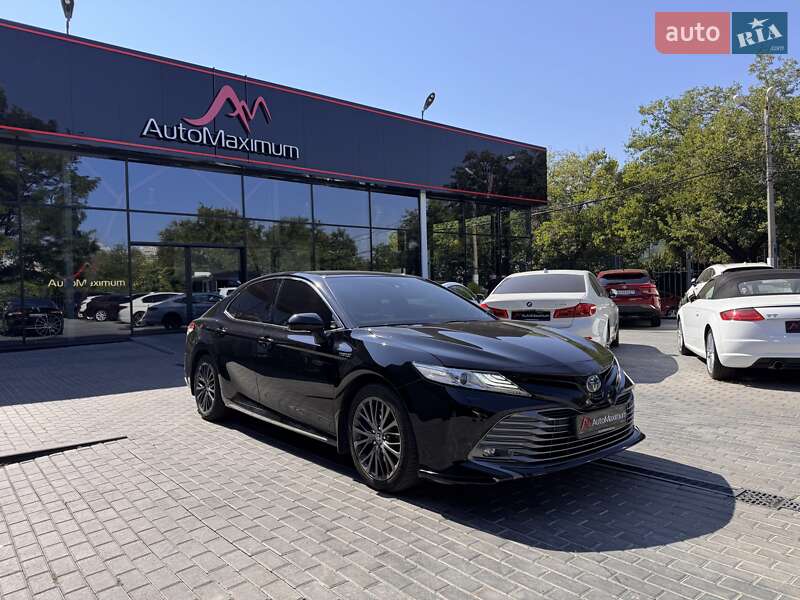 Toyota Camry 2020