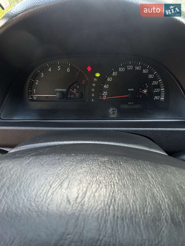 Седан Toyota Camry 2003 в Калинівці