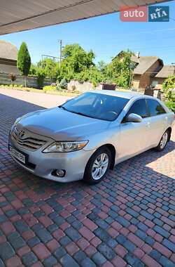Седан Toyota Camry 2010 в Черновцах