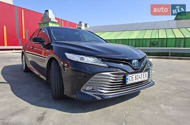 Седан Toyota Camry 2019 в 