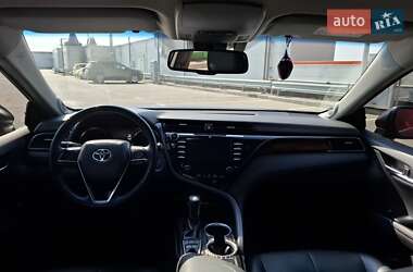 Седан Toyota Camry 2019 в 