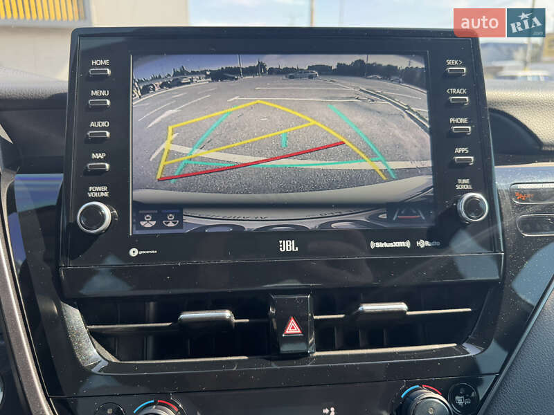 Седан Toyota Camry 2021 в Киеве