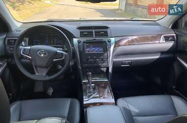 Седан Toyota Camry 2015 в 