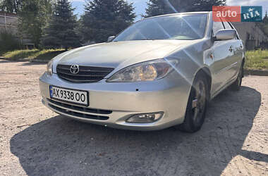 Седан Toyota Camry 2003 в Краснограді