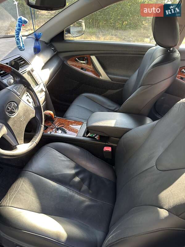 Седан Toyota Camry 2008 в Кропивницком
