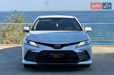 Седан Toyota Camry 2023 в Одессе