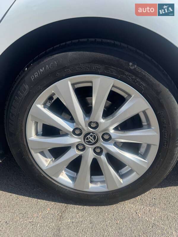 Седан Toyota Camry 2018 в Днепре фото 9 Седан Toyota Camry 2018 в Днепре