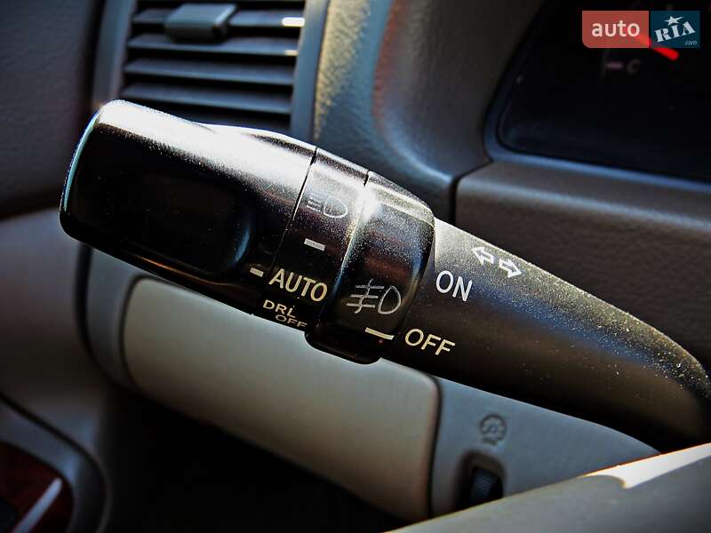 Седан Toyota Camry 2004 в Черкасах