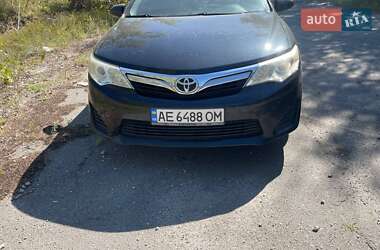 Седан Toyota Camry 2011 в Кам'янському