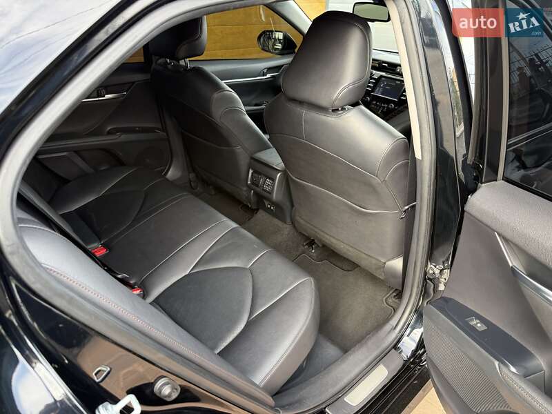 Седан Toyota Camry 2020 в Белой Церкви