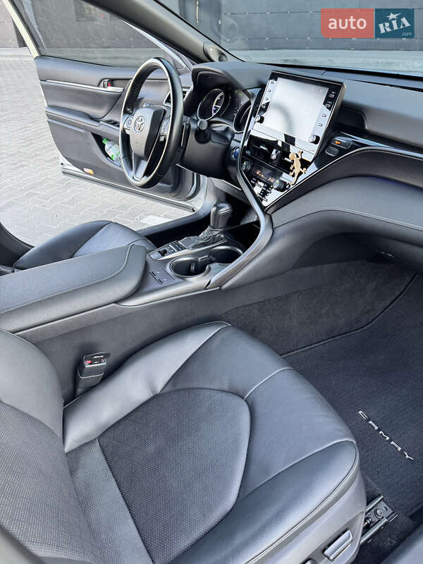 Седан Toyota Camry 2021 в Днепре фото 47 Седан Toyota Camry 2021 в Днепре