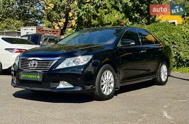 Седан Toyota Camry 2012 в 