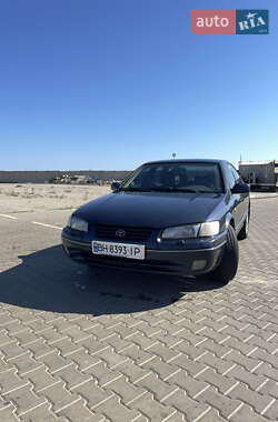 Седан Toyota Camry 1997 в Одессе