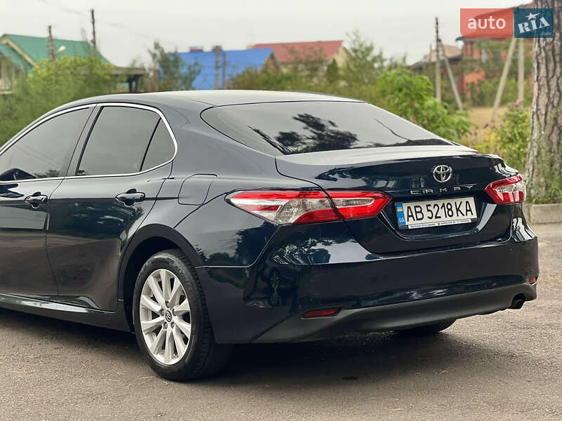 Седан Toyota Camry 2018 в Киеве фото 20 Седан Toyota Camry 2018 в Киеве