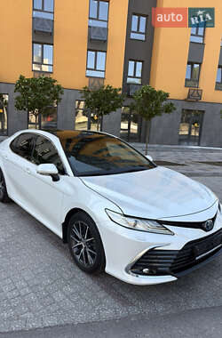 Седан Toyota Camry 2021 в Запорожье