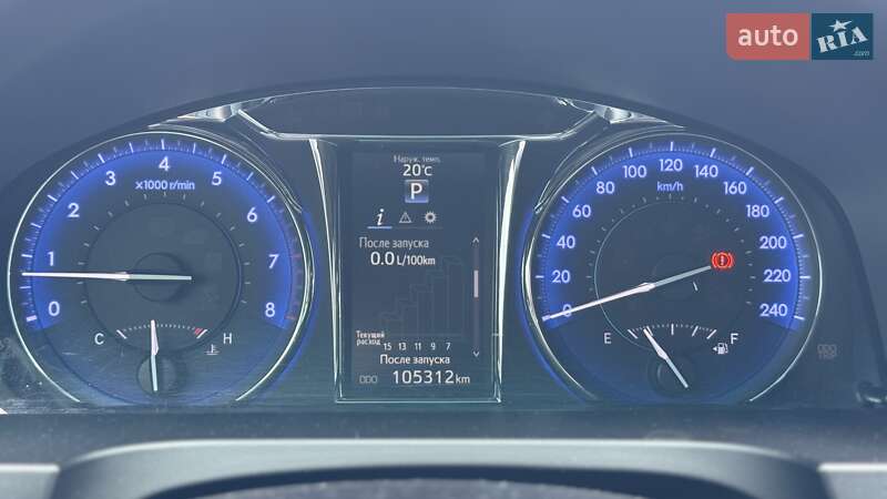 Седан Toyota Camry 2017 в Києві