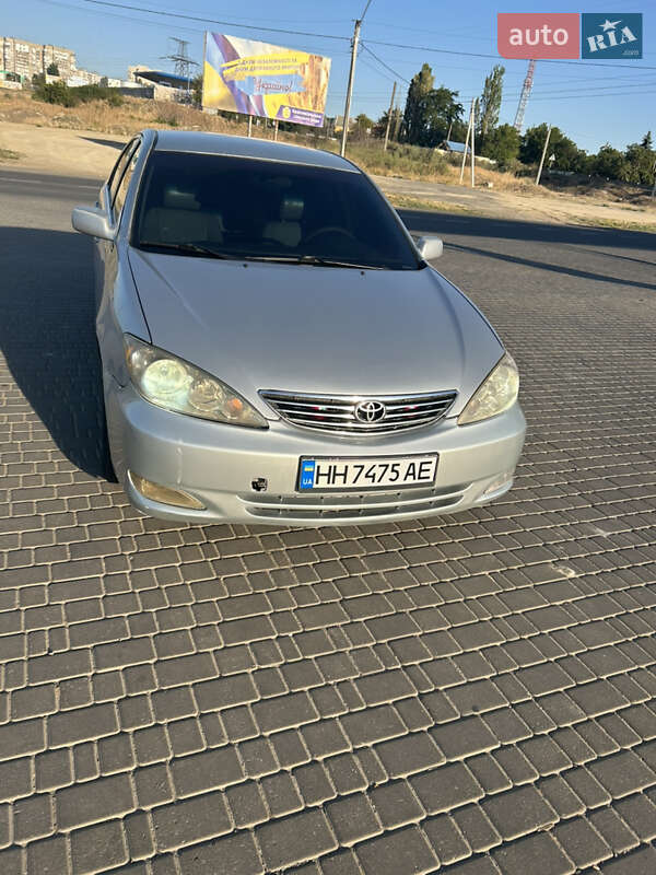 Седан Toyota Camry 2004 в Одесі