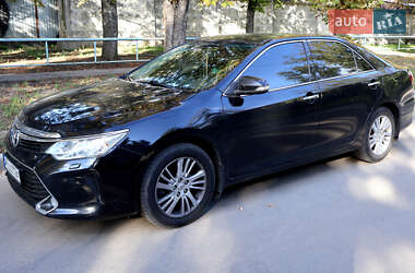Toyota Camry 2015