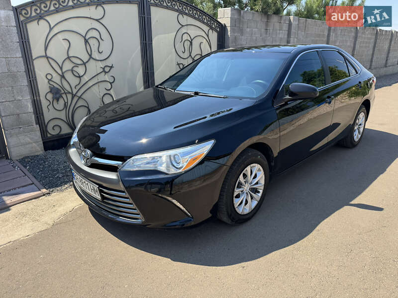 Toyota Camry 2016