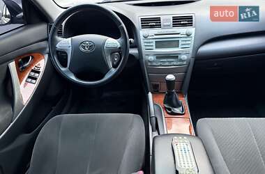 Седан Toyota Camry 2008 в 