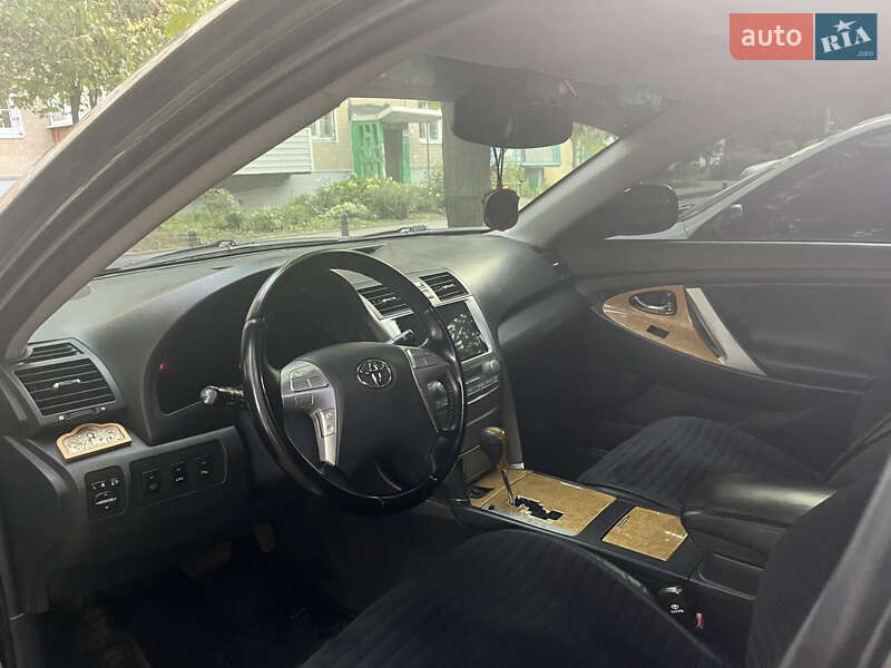 Седан Toyota Camry 2006 в Харькове