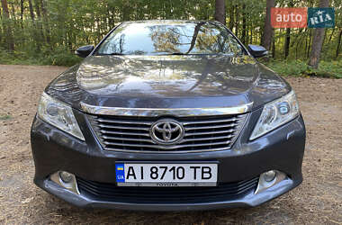 Седан Toyota Camry 2011 в Обухове