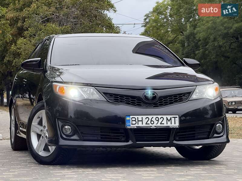 Toyota Camry 2013