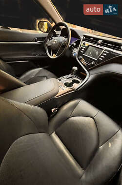 Toyota Camry 2020
