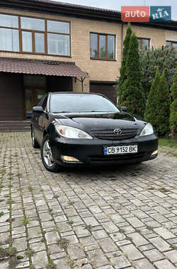 Седан Toyota Camry 2003 в Чернигове