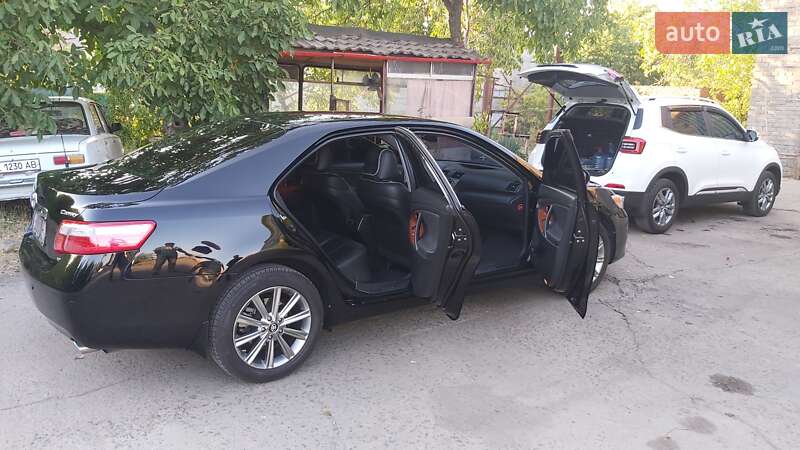 Седан Toyota Camry 2011 в Миколаєві