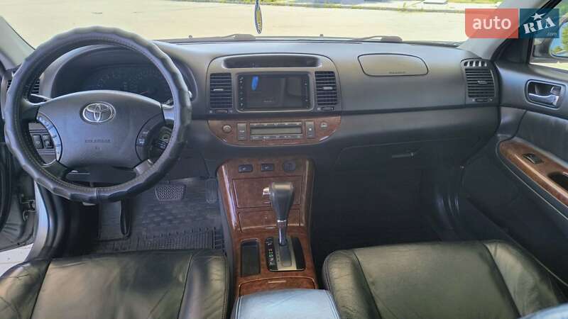 Седан Toyota Camry 2004 в Кременчуці фото 3 Седан Toyota Camry 2004 в Кременчуці