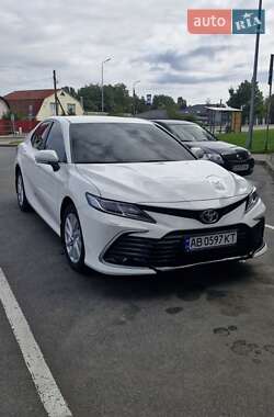 Седан Toyota Camry 2024 в Вінниці