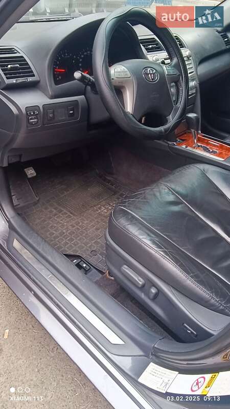 Седан Toyota Camry 2008 в Києві