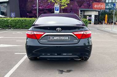 Седан Toyota Camry 2015 в 