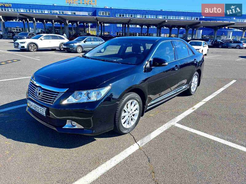 Седан Toyota Camry 2012 в Киеве фото 8 Седан Toyota Camry 2012 в Киеве