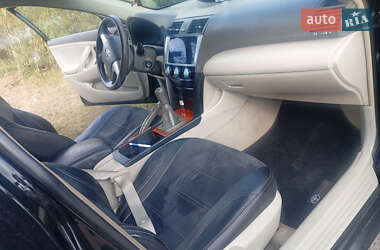 Седан Toyota Camry 2007 в 