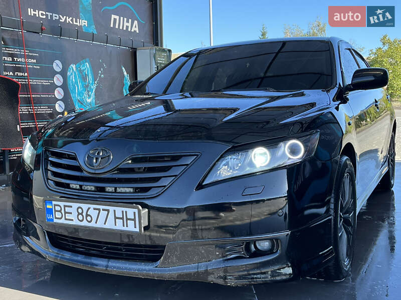 Седан Toyota Camry 2008 в Южноукраїнську