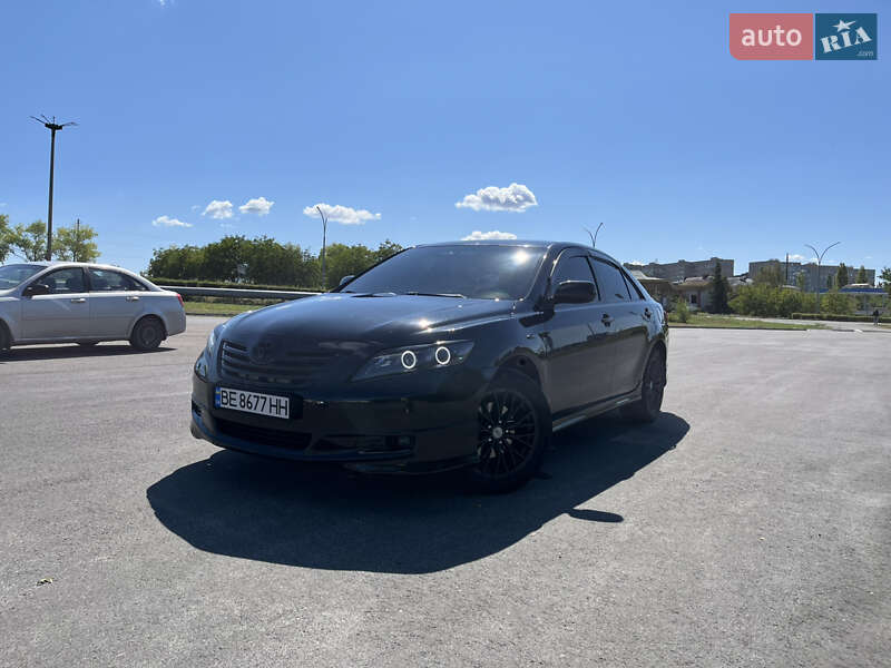 Седан Toyota Camry 2008 в Южноукраїнську