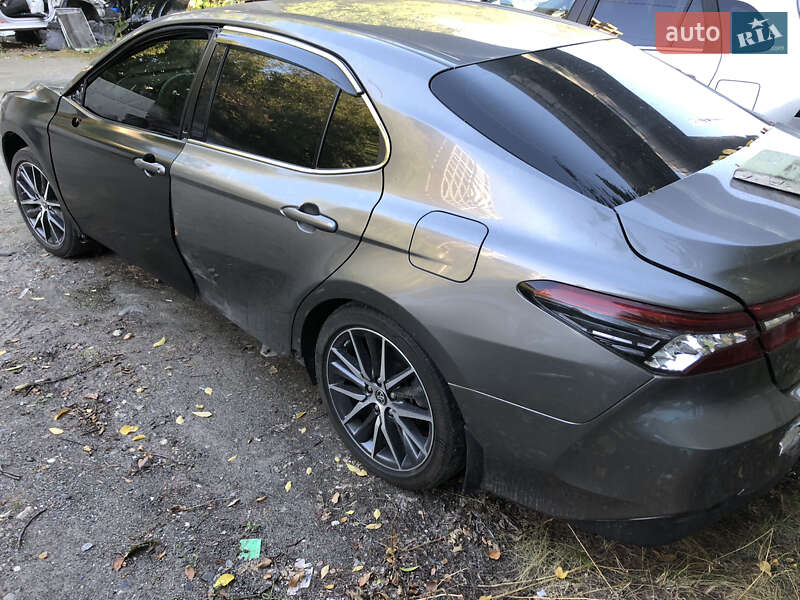Седан Toyota Camry 2021 в Києві
