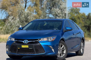 Седан Toyota Camry 2017 в Києві