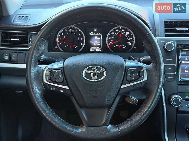Седан Toyota Camry 2017 в Києві