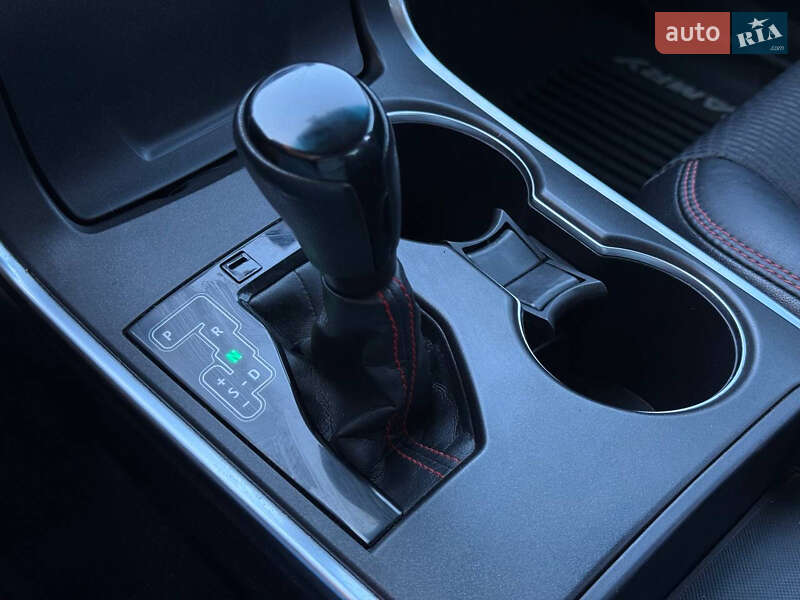 Седан Toyota Camry 2017 в Києві