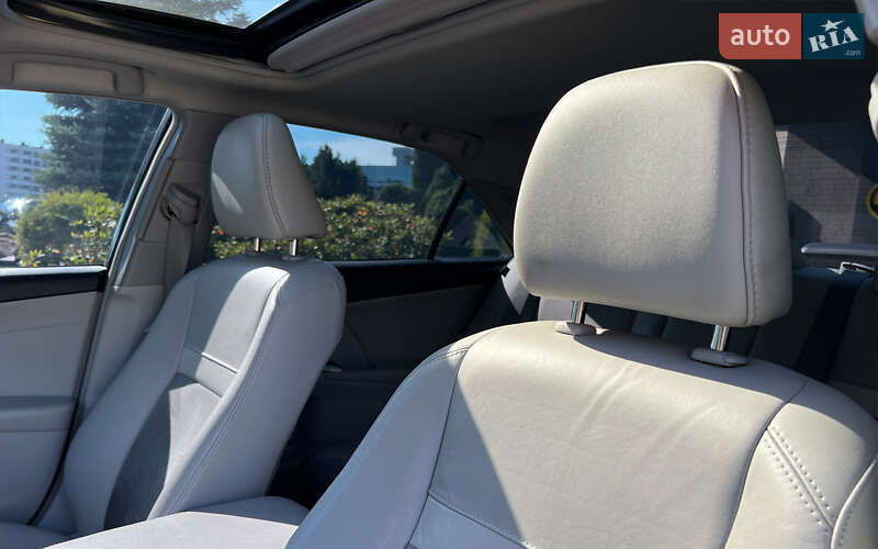 Седан Toyota Camry 2013 в Львове фото 18 Седан Toyota Camry 2013 в Львове